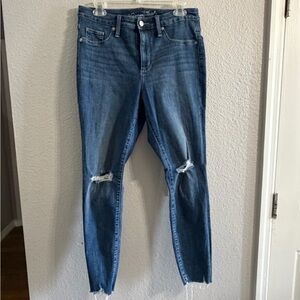 Universal Thread Dark Blue Ripped Skinny Jeans